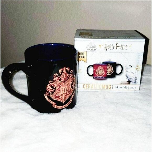Harry Potter Hogwarts Heat Reveal Ceramic Mug - Picture 1 of 3